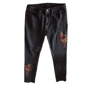 Miss Me Skinny Jeans – Black – Size 34